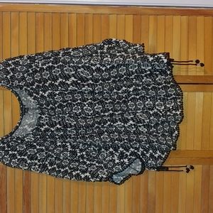 New Directions plus size 3X black and white flowy top. NWOT